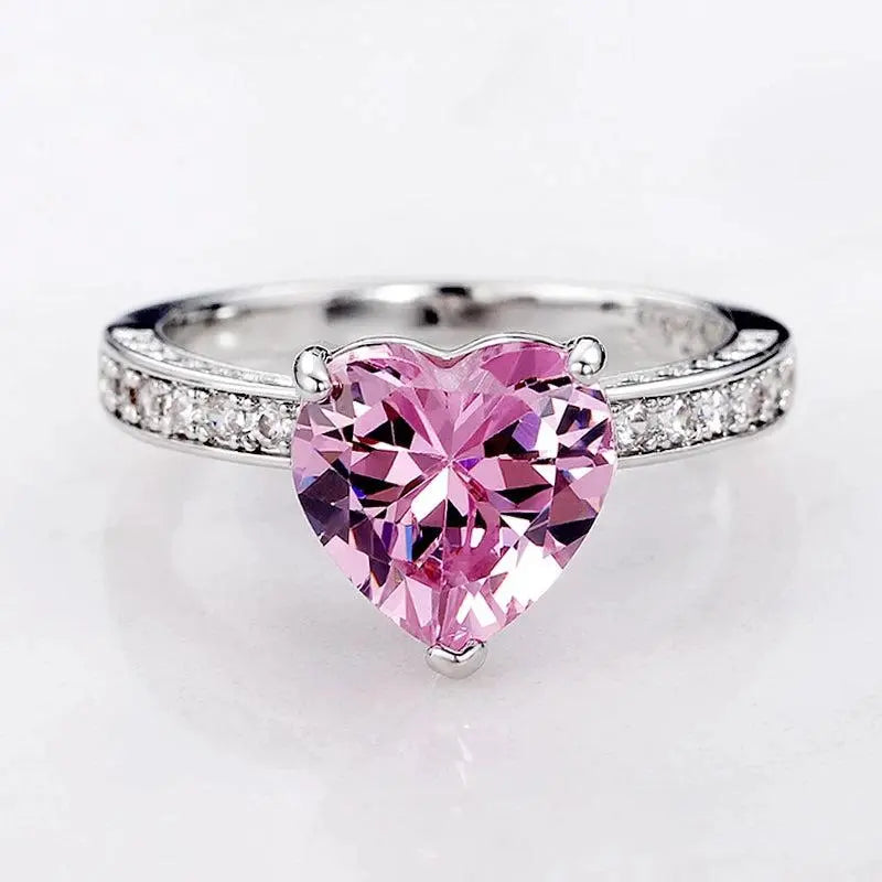 Adjustable heart-shaped ring made of zirconium in silver