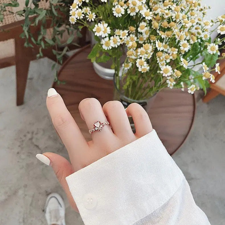 Adjustable gold ring with pink heart and zirconia