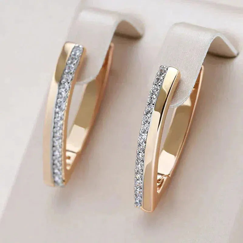 Gold-plated diamond point earrings