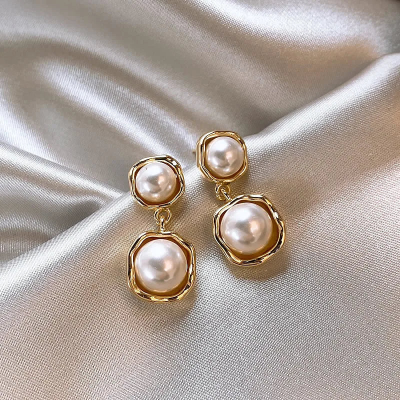 Elegant Gold Earrings "Double Pearl