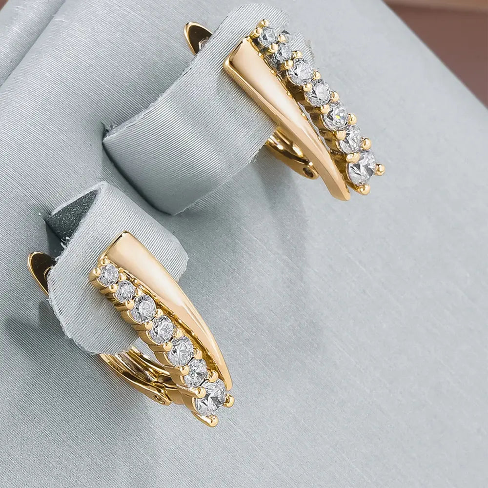 Elegant earrings with inlaid zirconia