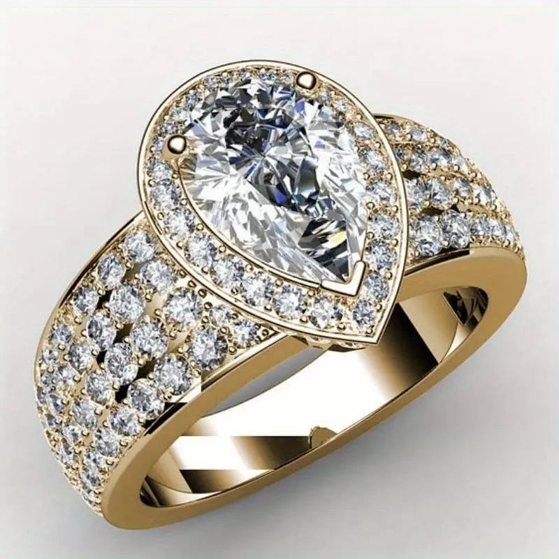 Vintage Drop Zirconia Gold Ring