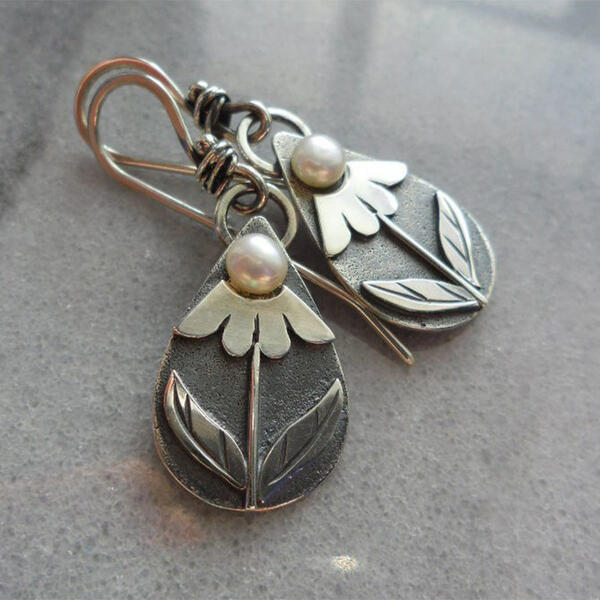 Flower earrings