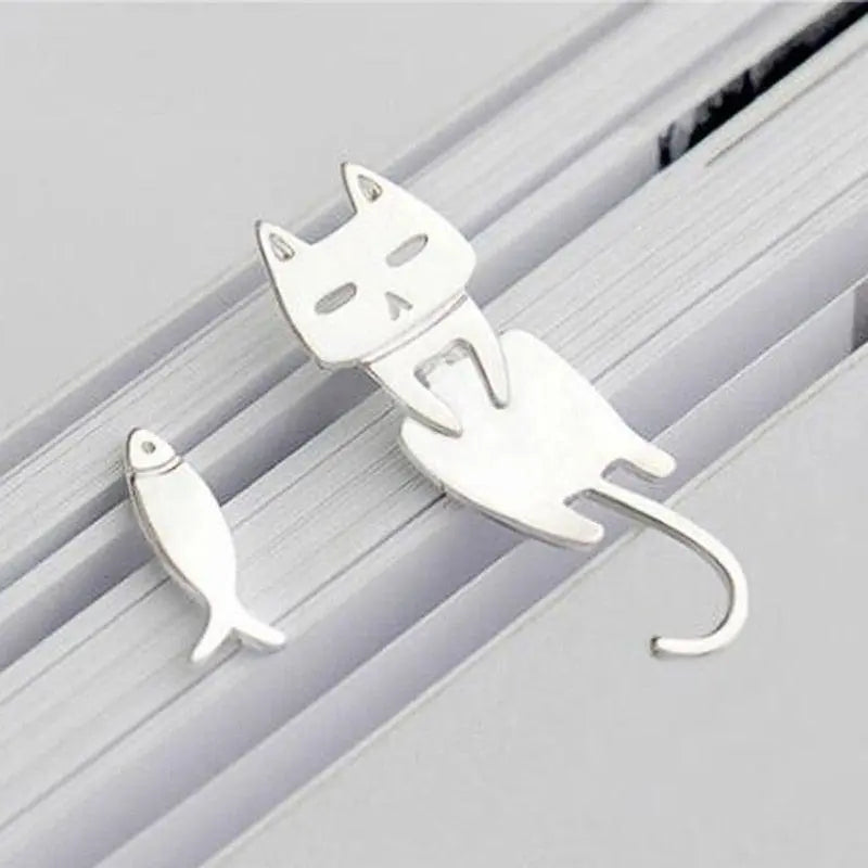 Silver Climbing Kitten Earring
