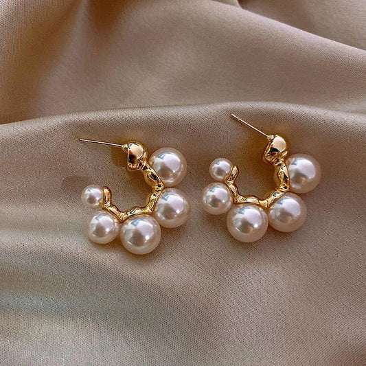 Elegant pearl earrings