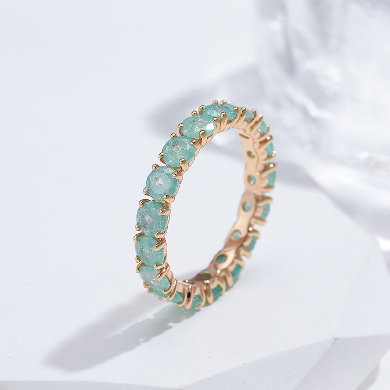 Luxurious gold ring with colored zirconia stones