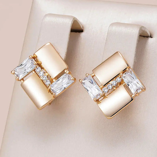 Geometric Elegant Earrings with Zirconia in Gold