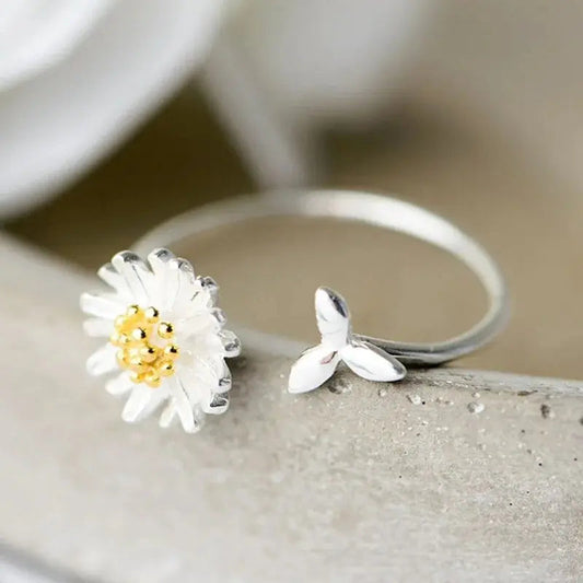 Silver Daisy Ring