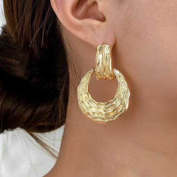 Hollow Gold Earrings in Vintage Style